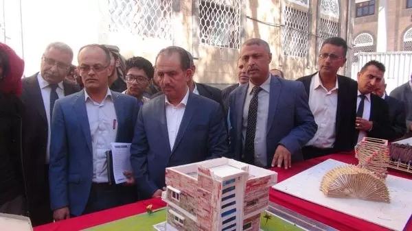 ندوة بجامعة الحكمة بعنوان (دور المهندسين اليمنيين في حصر أضرار العدوان وإعادة الإعمار) ندوة بجامعة الحكمة بعنوان (دور المهندسين اليمنيين في حصر أضرار العدوان وإعادة الإعمار)