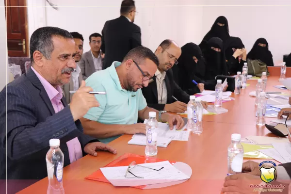 كلية العلوم الطبية بجامعة الحكمة تقيم ورشة مراجعة وتحديث برنامج طب وجراحة الفم والأسنان كلية العلوم الطبية بجامعة الحكمة تقيم ورشة مراجعة وتحديث برنامج طب وجراحة الفم والأسنان
