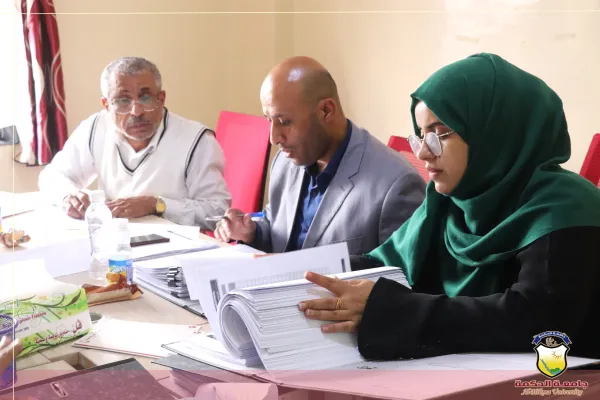 مركز التطوير وضمان الجودة بجامعة الحكمة ينفّذ جلسة محاكاة أولية لتقويم دراسة التقييم الذاتي البرامجي وشواهدها الداعمة لبرنامجي طب عام وجراحة وطب وجراحة الفم والأسنان مركز التطوير وضمان الجودة بجامعة الحكمة ينفّذ جلسة محاكاة أولية لتقويم دراسة التقييم الذاتي البرامجي وشواهدها الداعمة لبرنامجي طب عام وجراحة وطب وجراحة الفم والأسنان