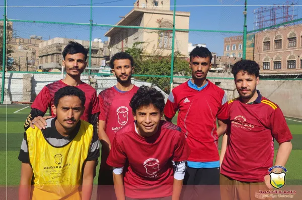 إدارة الأنشطة بجامعة الحكمة تواصل مباريات دوري كرة القدم للعام الجامعي 1446هـ - 2024/2025م إدارة الأنشطة بجامعة الحكمة تواصل مباريات دوري كرة القدم للعام الجامعي 1446هـ - 2024/2025م