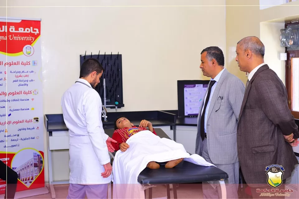برعاية رئيس جامعة الحكمة؛ تُقيم عمادة كلية العلوم الطبية - قسم طب عام وجراحة الإمتحان الشمولي لمقرر المهارات السريرية الموحّد (OSCE) لطلبة المستوى الرابع - الدفعة الرابعة