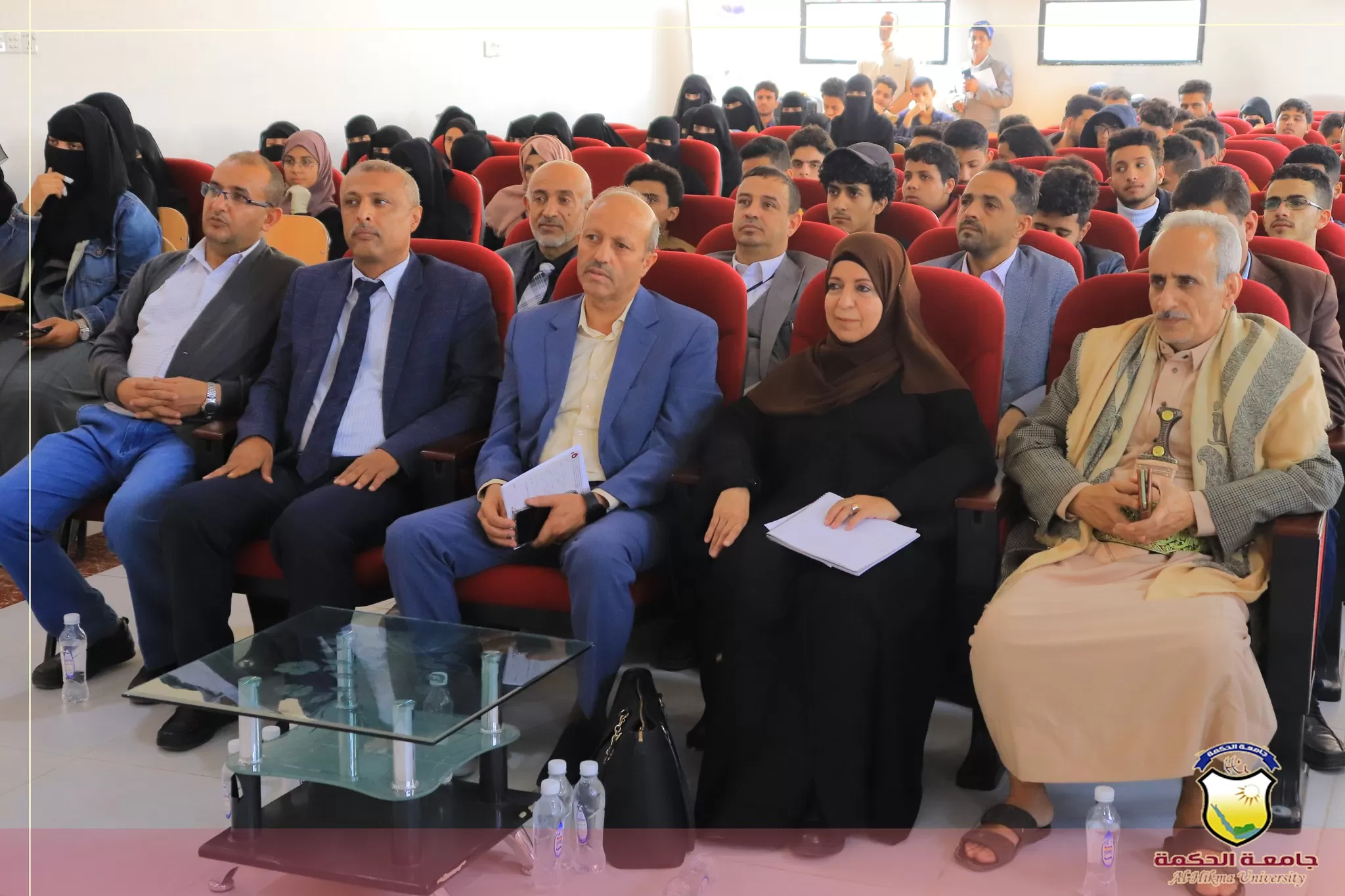 جامعة الحكمة تنظّم البرنامج التوعوي لتعزيز النزاهة ومكافحة الفساد والوقاية منه لدى طلاب وطالبات الجامعات