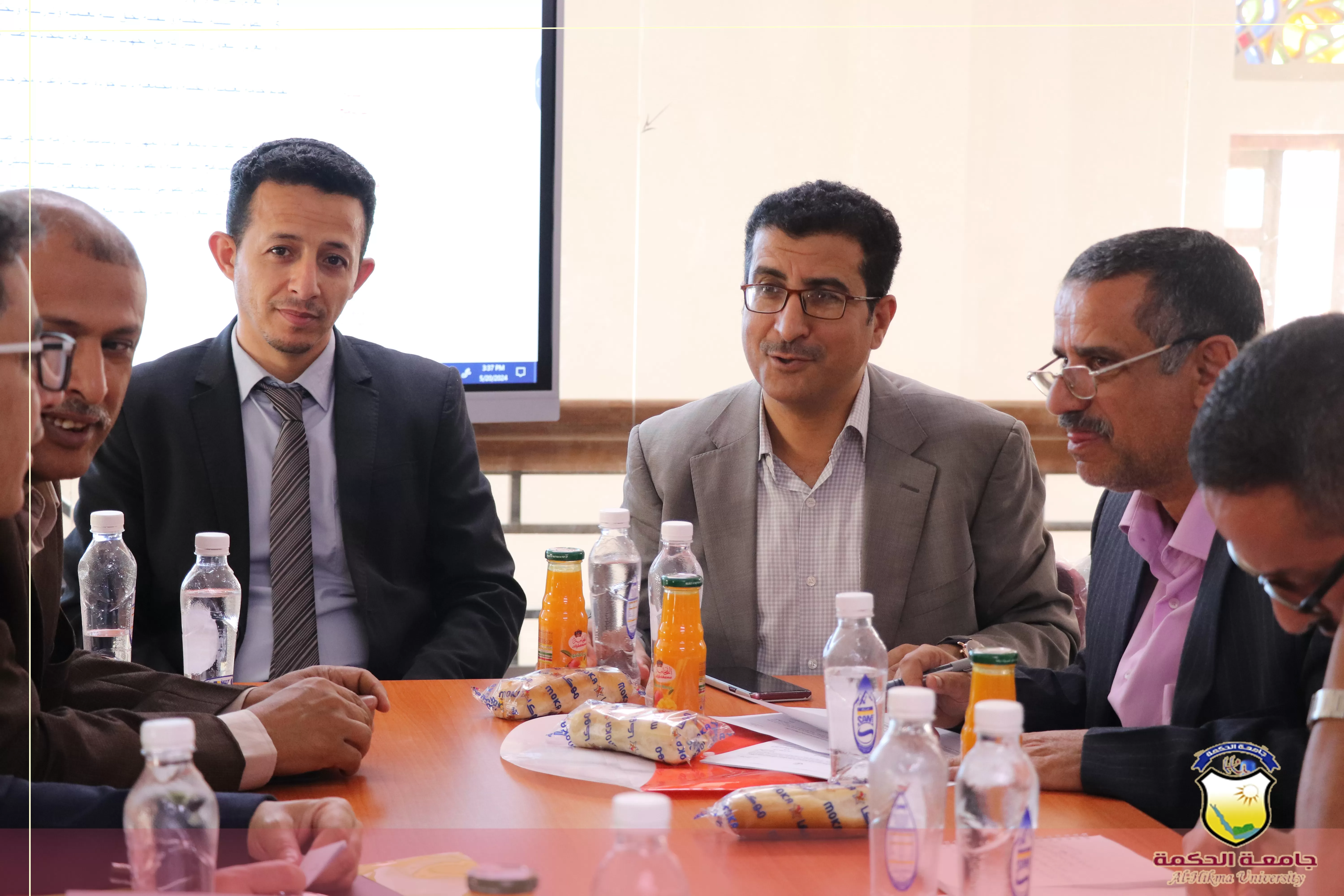 كلية العلوم الطبية بجامعة الحكمة تقيم ورشة مراجعة وتحديث برنامج طب وجراحة الفم والأسنان