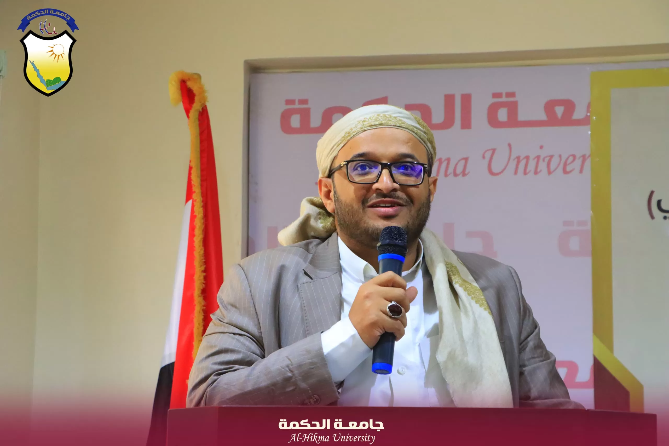 جامعة الحكمة تقيم ورشة عمل بعنوان (التعليم الطبي والتدريب السريري بين الواقع والتحديات لتلبية معايير الجودة الوطنية والعالمية)