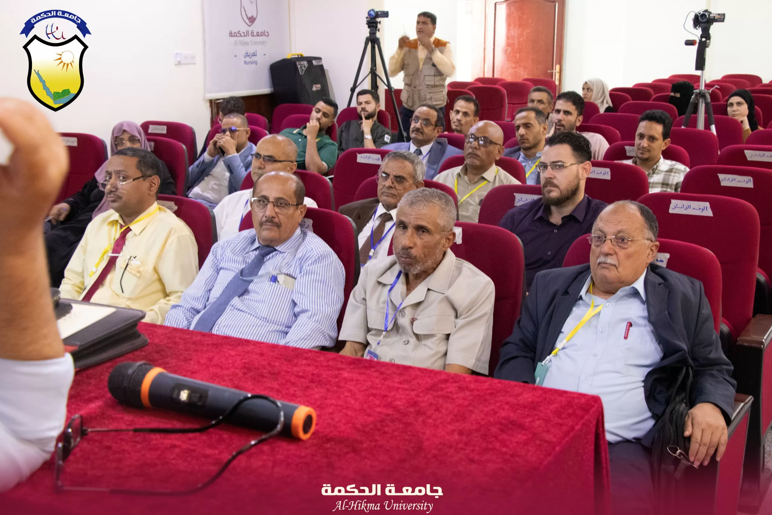 جامعة الحكمة تقيم ورشة عمل بعنوان (التعليم الطبي والتدريب السريري بين الواقع والتحديات لتلبية معايير الجودة الوطنية والعالمية)