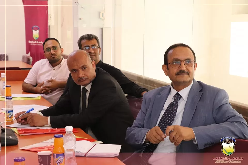 جامعة الحكمة بصنعاء تقيم ورشتي مراجعة وإقرار وثيقة برنامجي بكالوريوس الصيدلة السريرية وإدارة الأعمال الدولية بمشاركة المنتفعين وأرباب العم
