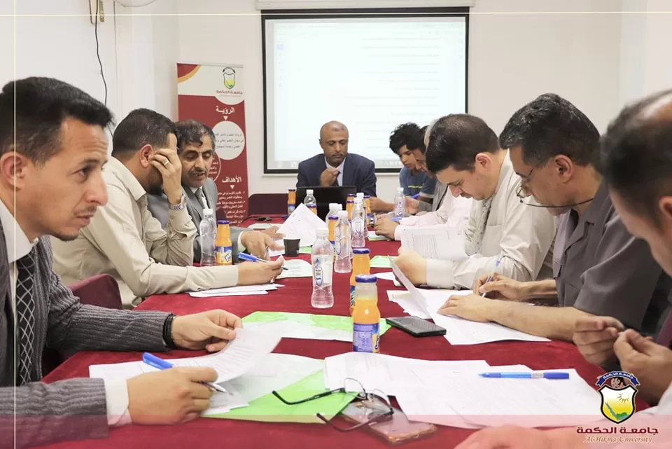 جامعة الحكمة بصنعاء تقيم ورشتي مراجعة وإقرار وثيقة برنامجي بكالوريوس الصيدلة السريرية وإدارة الأعمال الدولية بمشاركة المنتفعين وأرباب العم