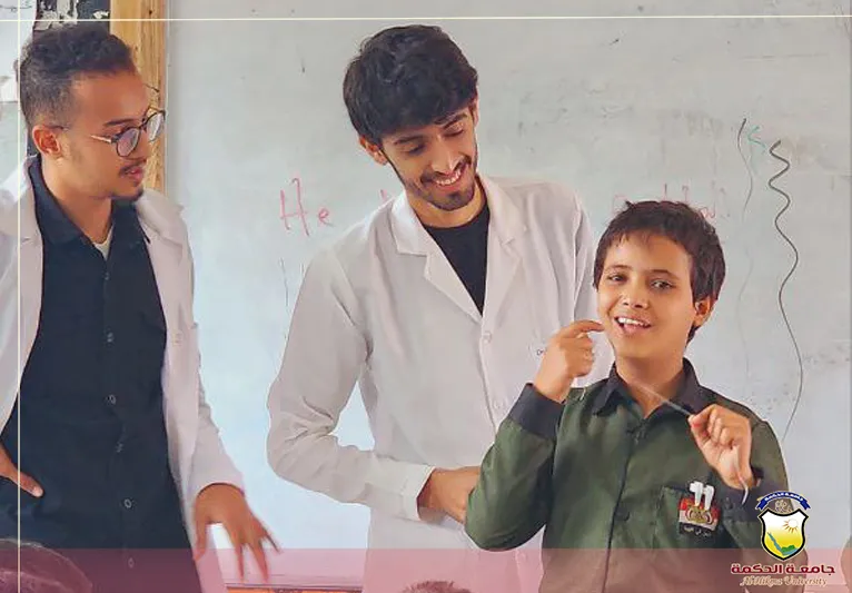 قسم طب وجراحة الفم والأسنان بجامعة الحكمة ينفذ حملة توعوية حول أهمية العناية بصحة الفم والأسنان بعدد من مدارس العاصمة