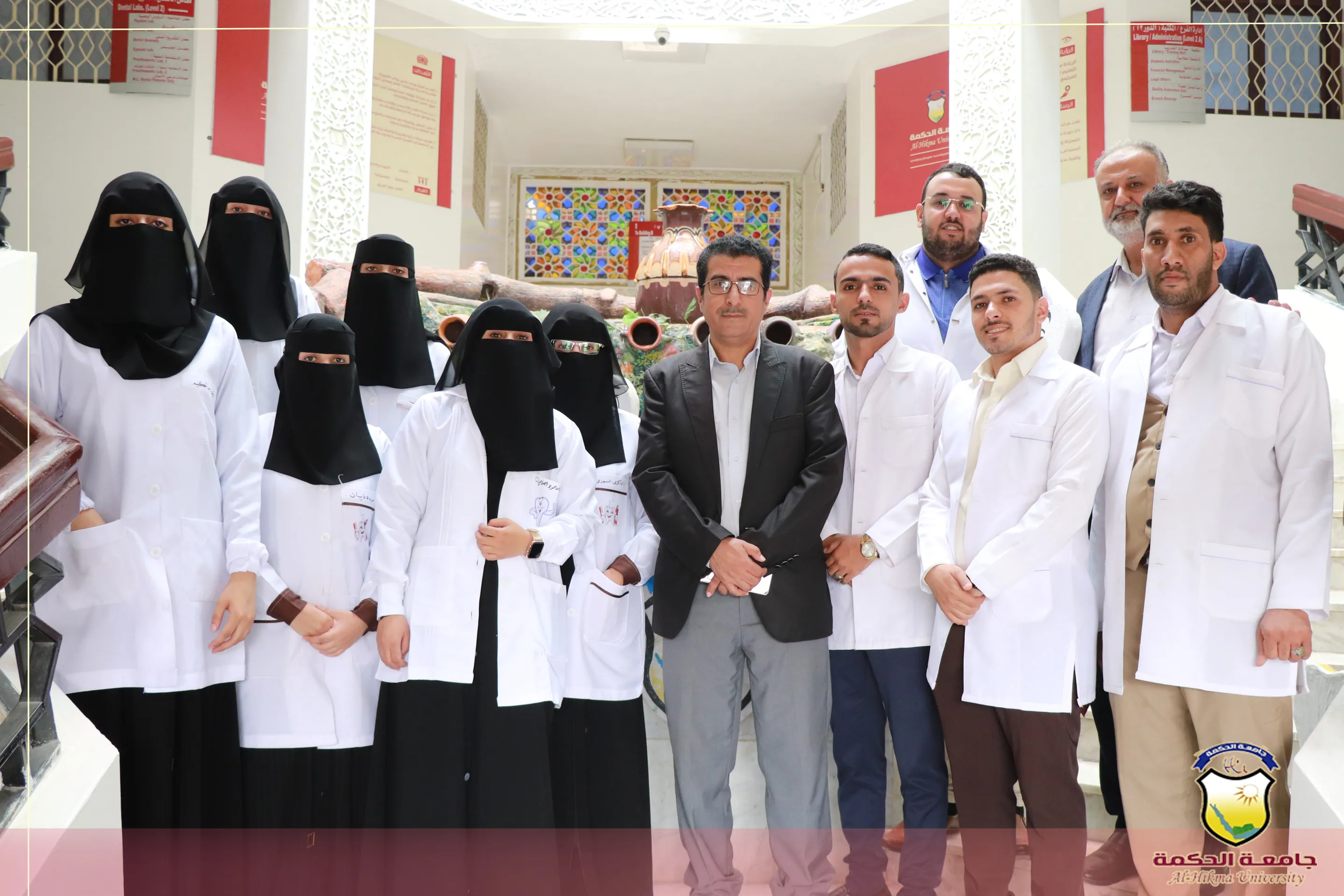 قسم طب وجراحة الفم والأسنان بجامعة الحكمة ينفذ حملة توعوية حول أهمية العناية بصحة الفم والأسنان بعدد من مدارس العاصمة