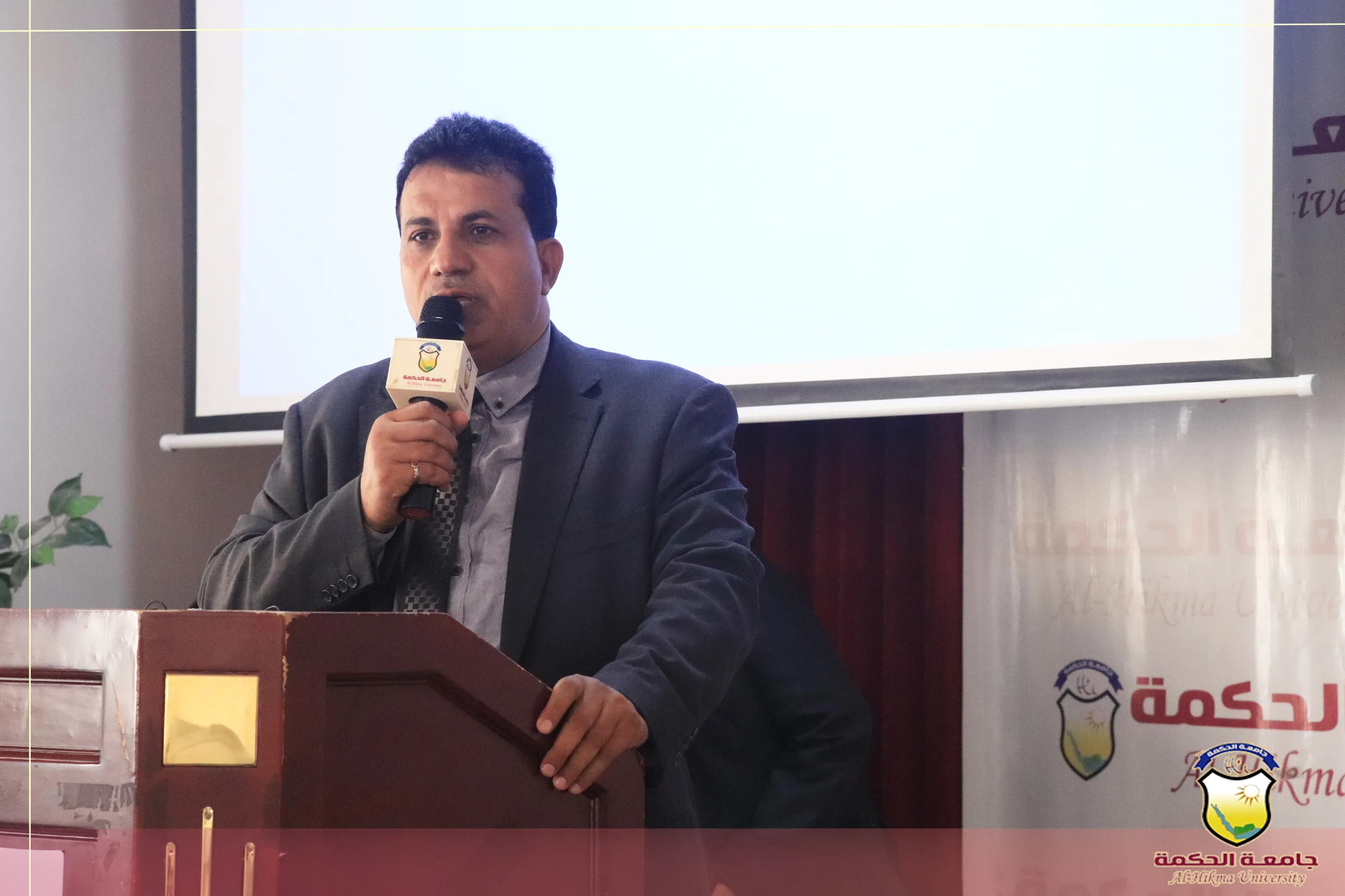 جامعة الحكمة تدشن برنامج الموروث الشعبي لطلبة الجامعات اليمنية