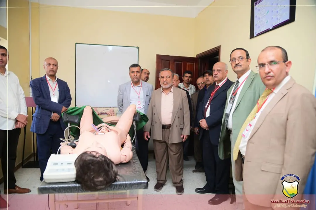 The Undersecretary of the Ministry of Higher Education inaugurates the medical education automation project at Al-Hikma University